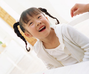 ���j�C���[�W